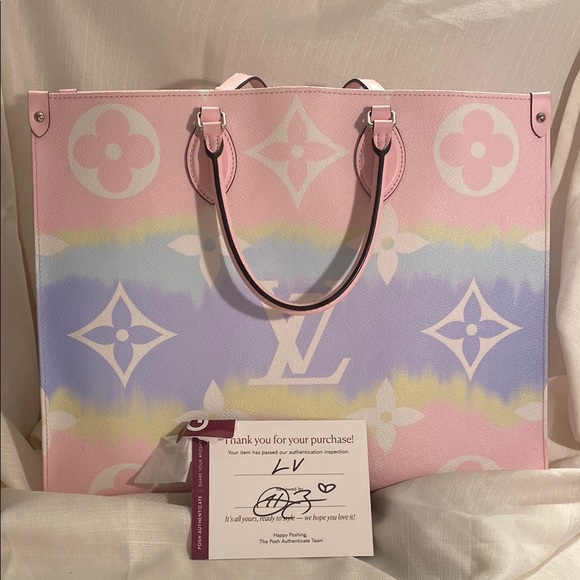 LV Pastel Giant Monogram Escale OnTheGo GM Silver Hardware, 2020 #FL0270 - Picture 8 of 12